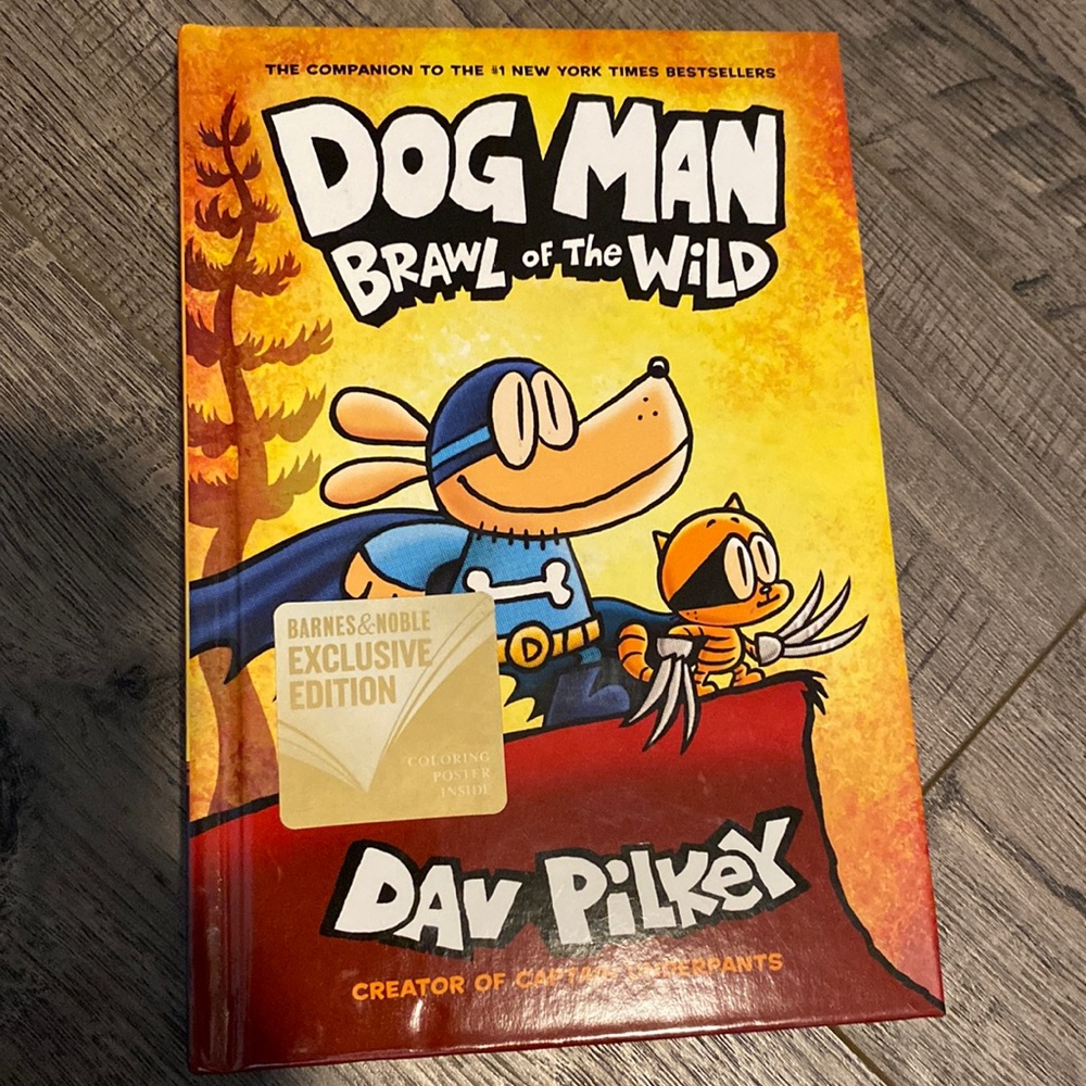 DOG MAN Graphic Novel-Book 6 *Barnes and Noble EXCLUSIVE*